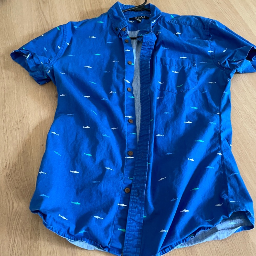 21 men short sleeve shark pattern